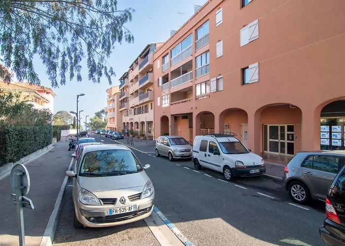 Le Victoria-2 By Interhome Apartmán Saint Aygulf