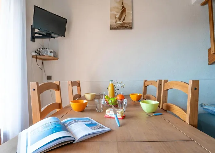 Le Victoria-2 By Interhome *