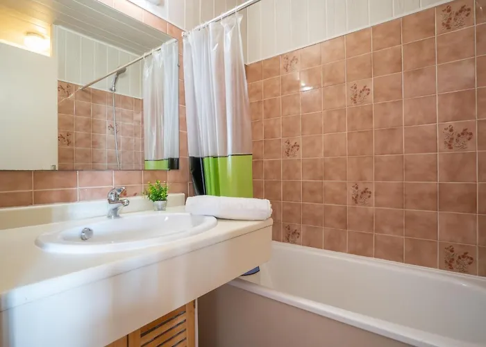 Le Victoria-2 By Interhome * سانت أي جولف